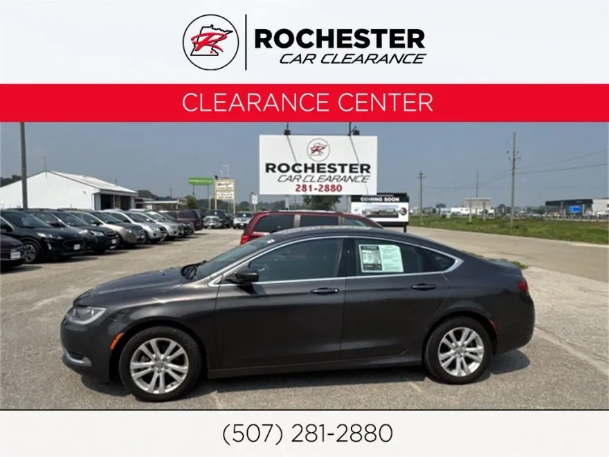 2015 Chrysler 200 Limited photo 1