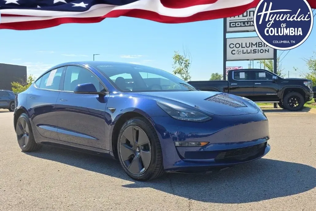 2023 Tesla Model 3 photo 1