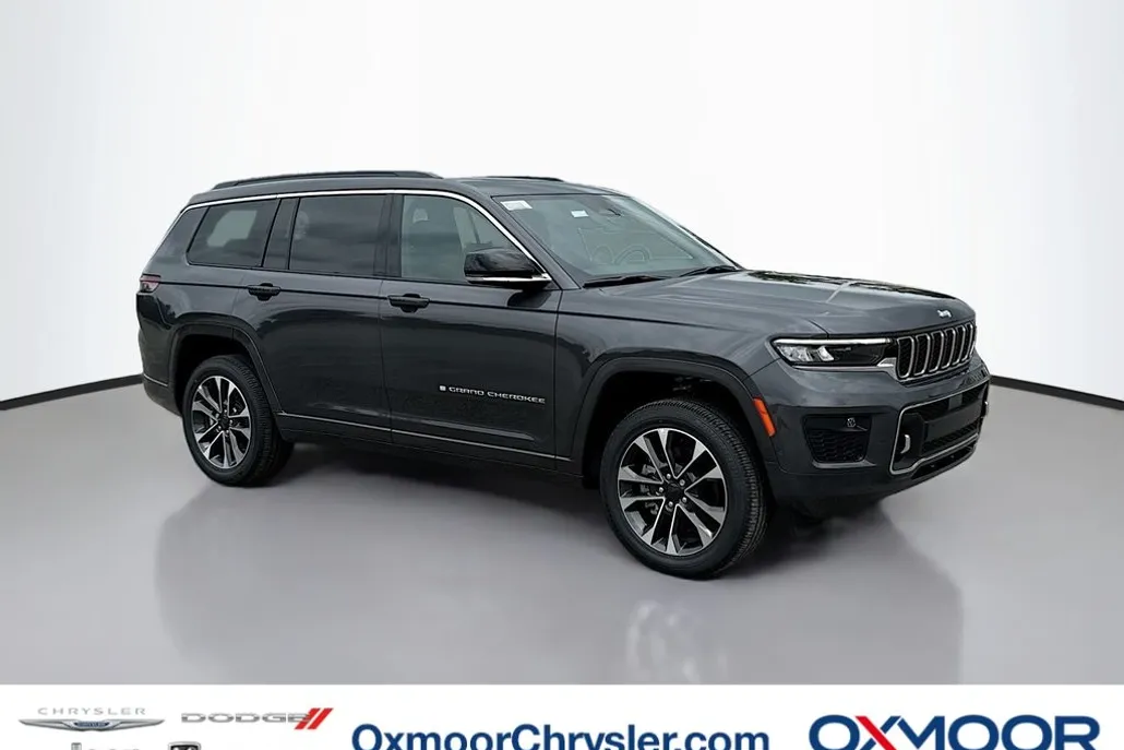 2025 Jeep Grand Cherokee Overland photo 1