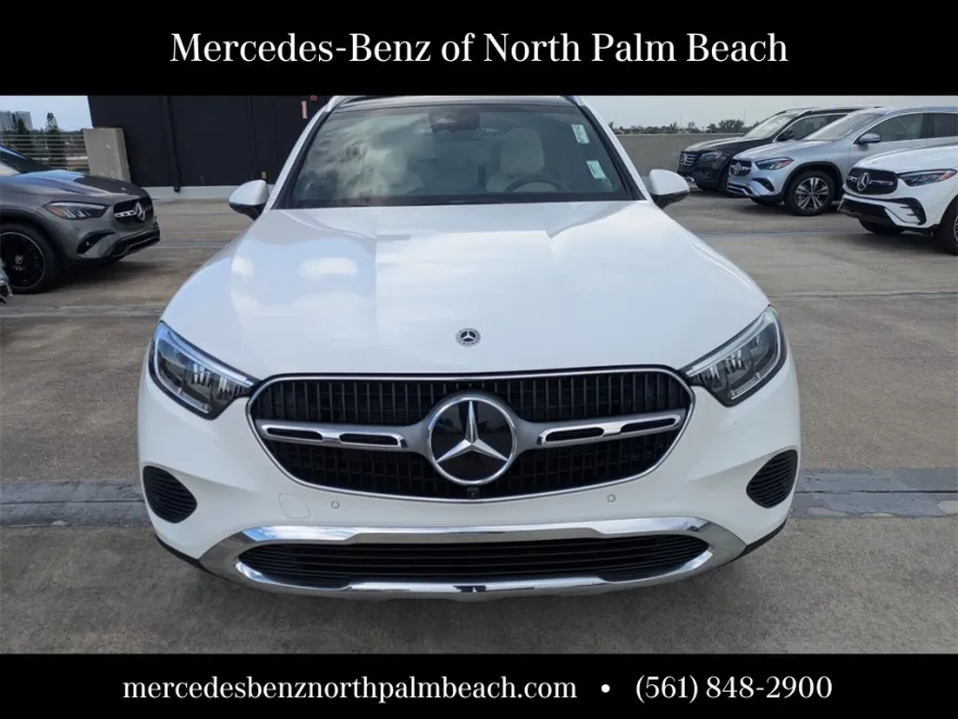 2026 Mercedes Benz GLC 300 photo 1