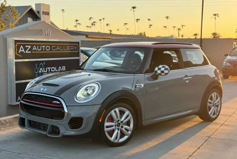 2016 Mini Cooper 2 Door Hardtop photo 1