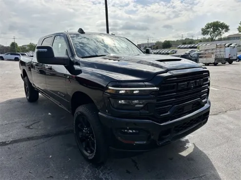 2025 Ram 3500 Laramie photo 4