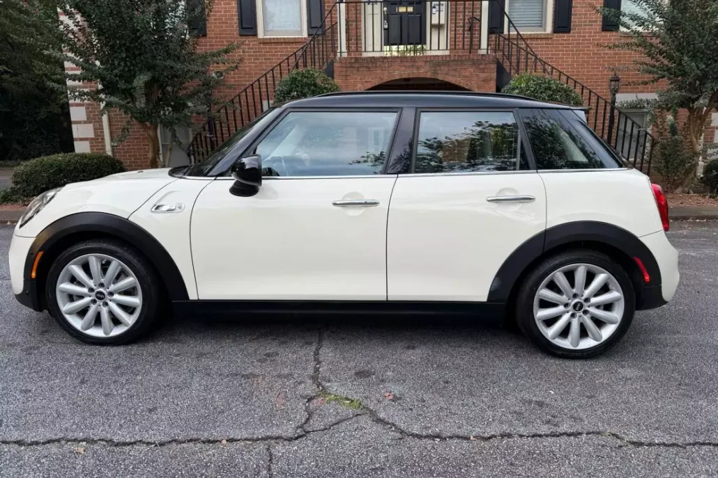 2018 Mini Cooper 4 Door Hardtop S photo 1
