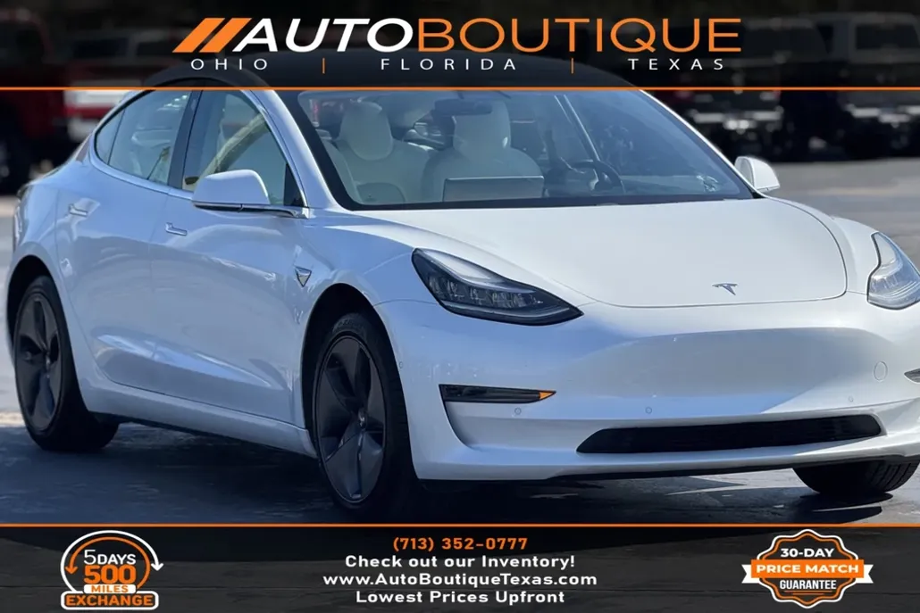 2020 Tesla Model 3 Standard Range Plus photo 1