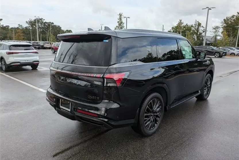 2026 Infiniti QX80 photo 1