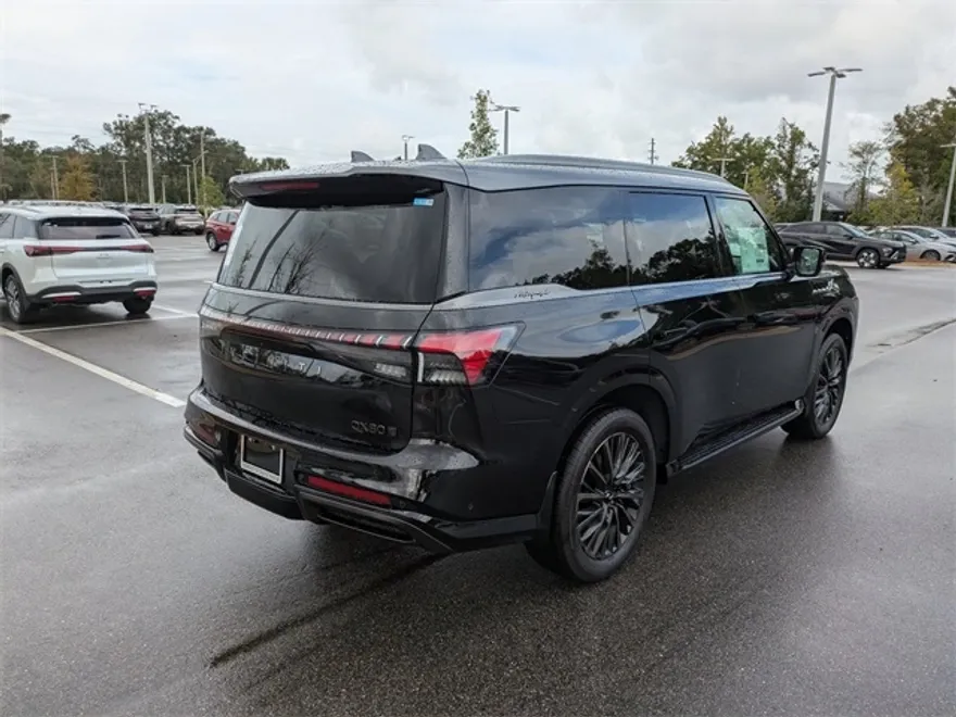 2026 Infiniti QX80 photo 1