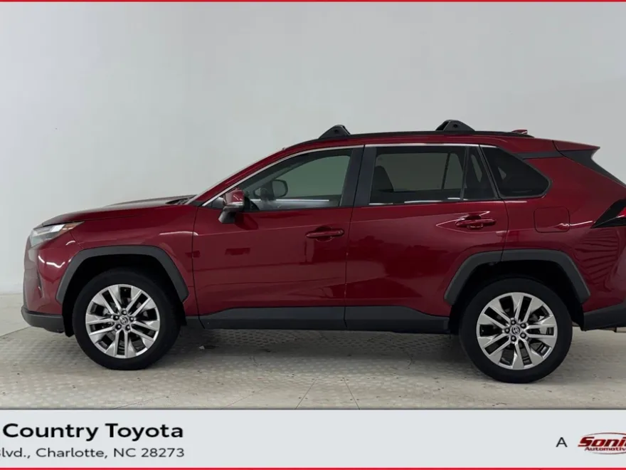 2023 Toyota RAV4 XLE Premium photo 1