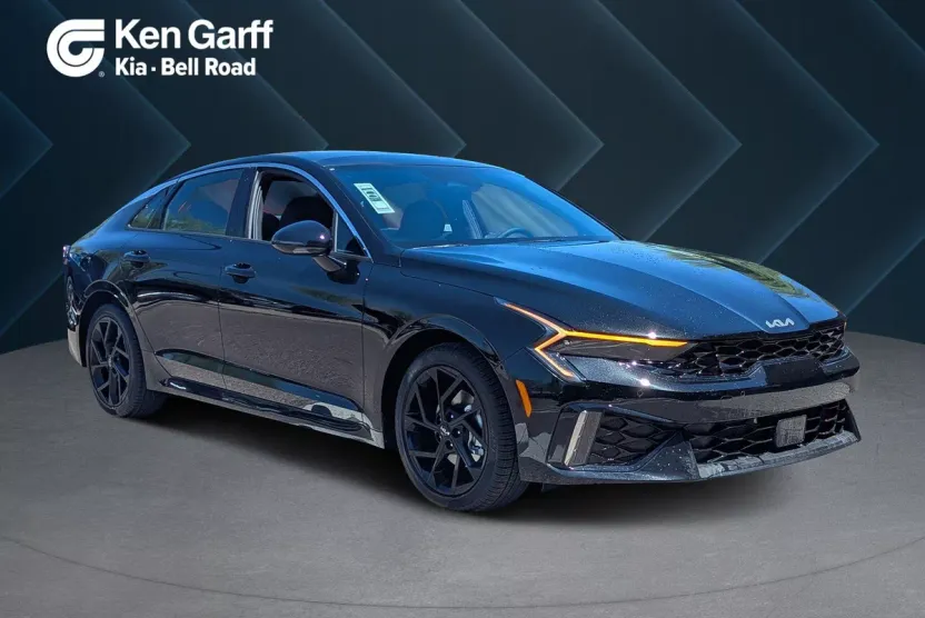 2026 Kia K5 GT-Line photo 1
