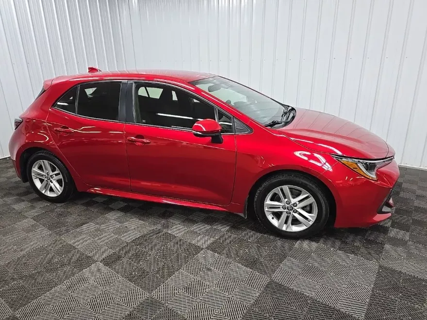 2021 Toyota Corolla SE photo 1