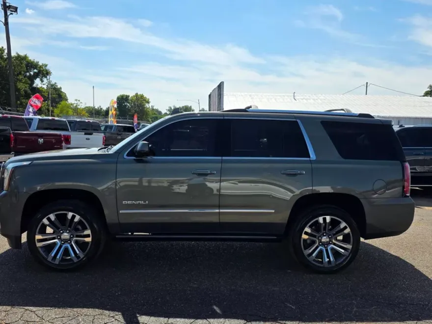 2018 Gmc Yukon Denali photo 1