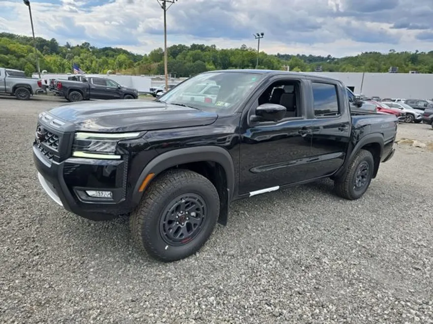 2025 Nissan Frontier PRO-4X photo 1