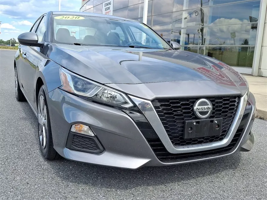 2020 Nissan Altima 2.5 S photo 1