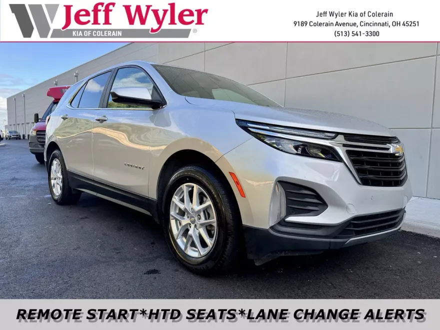 2022 Chevrolet Equinox LT photo 1