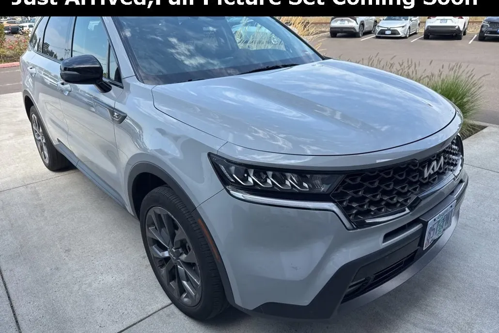 2023 Kia Sorento X-Line EX photo 1
