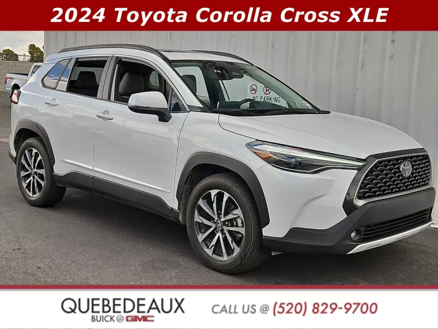 2024 Toyota Corolla Cross XLE photo 1