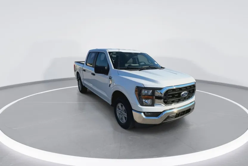 2023 Ford F-150 XLT photo 1