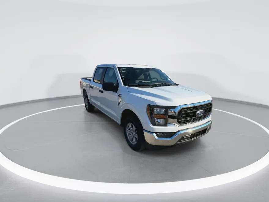 2023 Ford F-150 XLT photo 1