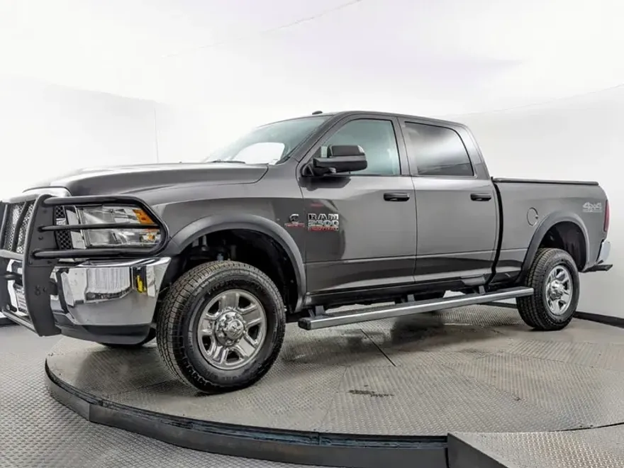 2017 Ram 2500 Tradesman photo 1