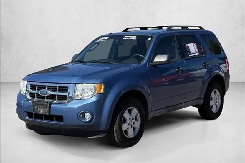 2009 Ford Escape XLT photo 1