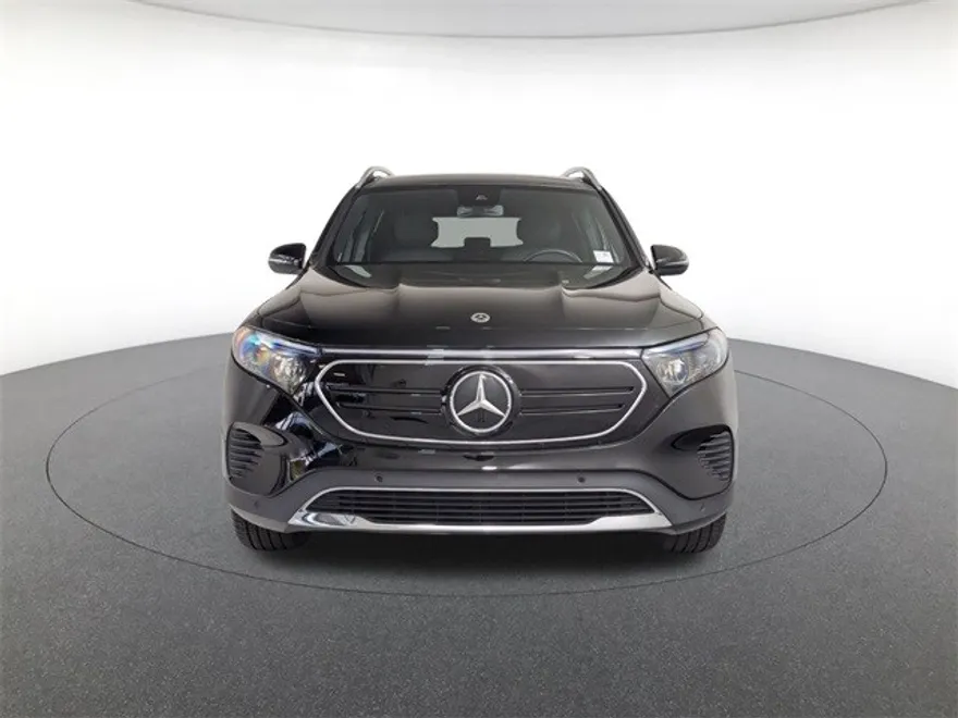 2023 Mercedes Benz EQB 300 4MATIC photo 1