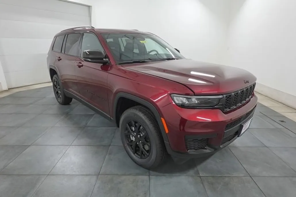 2025 Jeep Grand Cherokee Altitude X photo 1