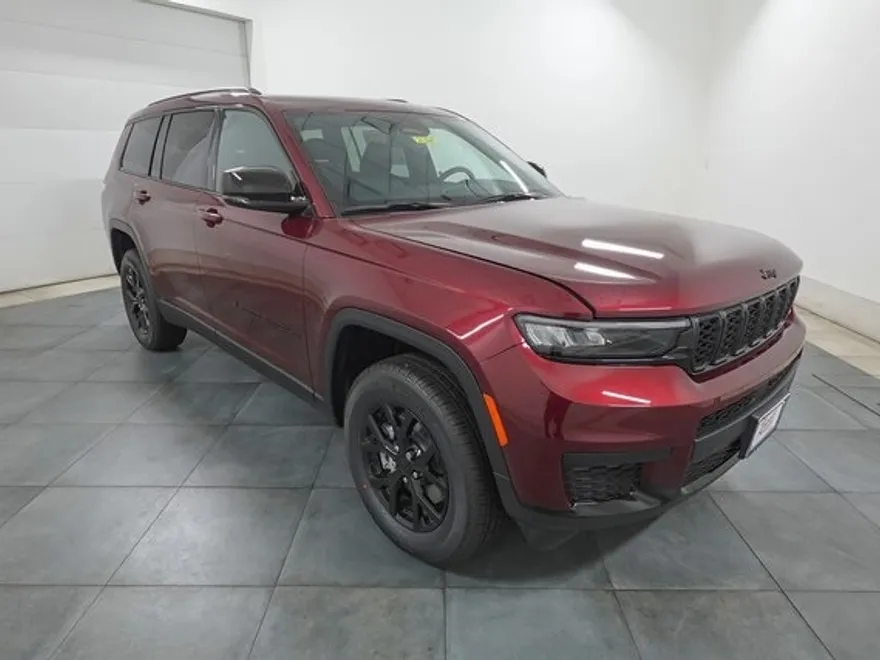 2025 Jeep Grand Cherokee Altitude X photo 1