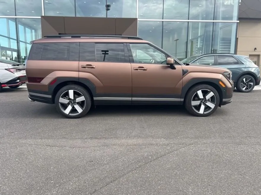 2025 Hyundai Santa Fe Limited photo 1