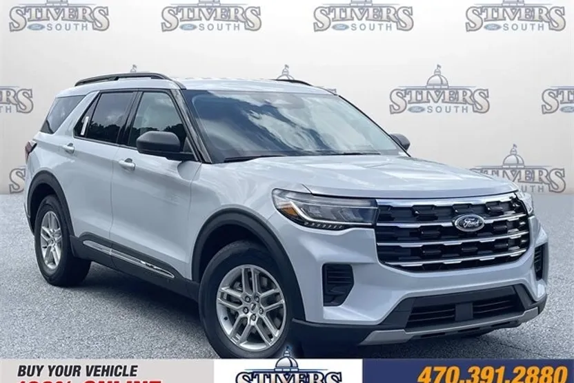 2025 Ford Explorer photo 1