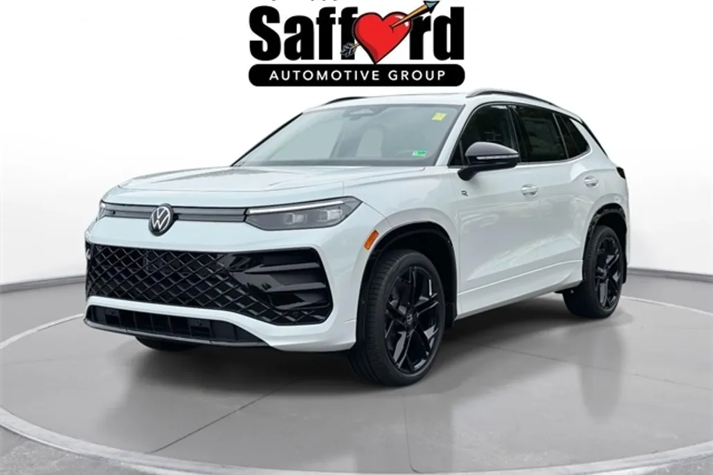 2025 Volkswagen Tiguan SE R-Line Black photo 1