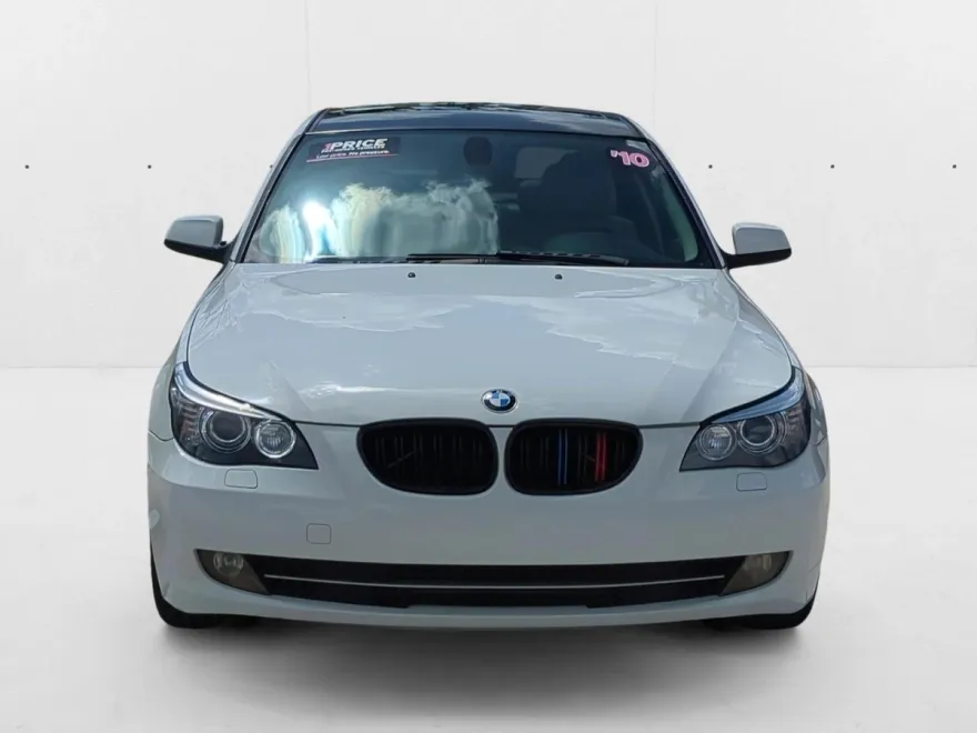 2010 Bmw 528i 5-series photo 1