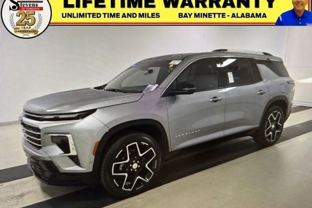 2025 Chevrolet Traverse High Country photo 1