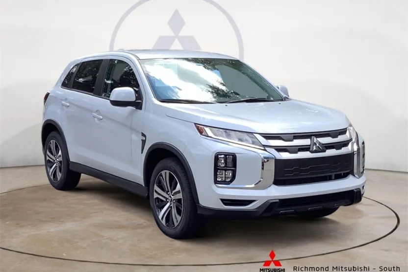 2025 Mitsubishi Outlander Sport ES SE LE photo 1
