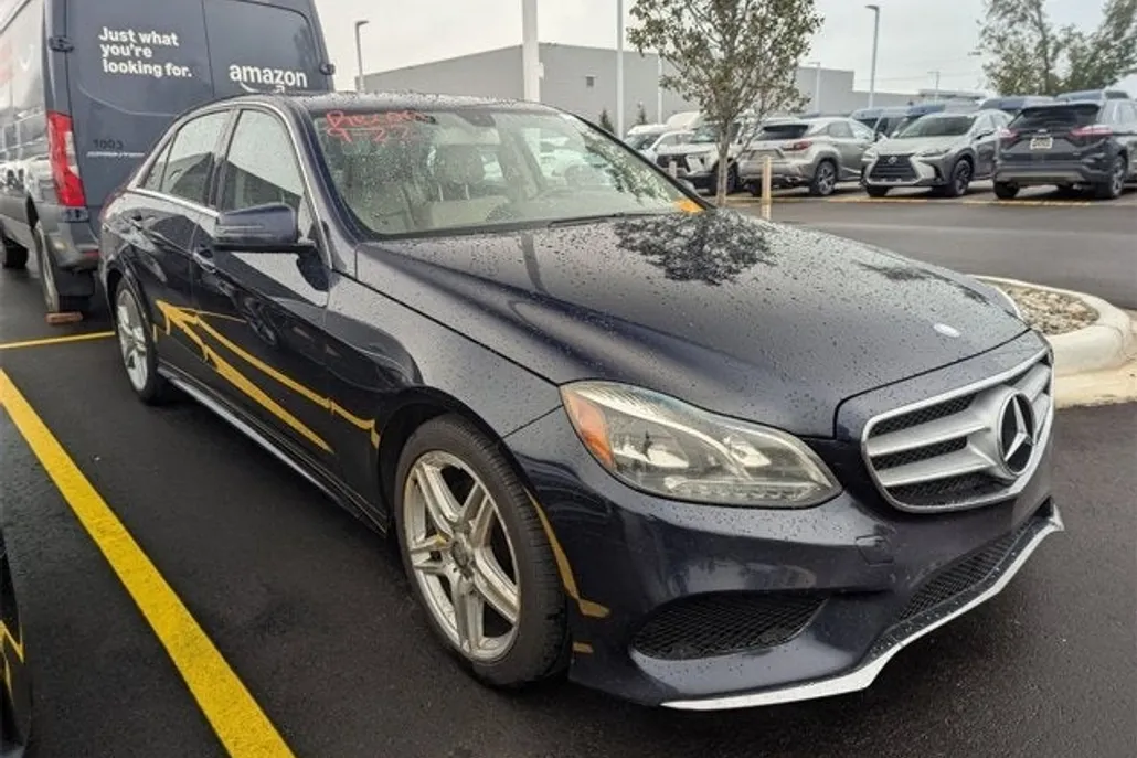 2014 Mercedes Benz E 350 4MATIC photo 1