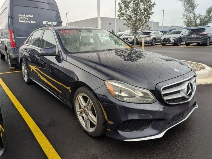 2014 Mercedes Benz E 350 4MATIC photo 1