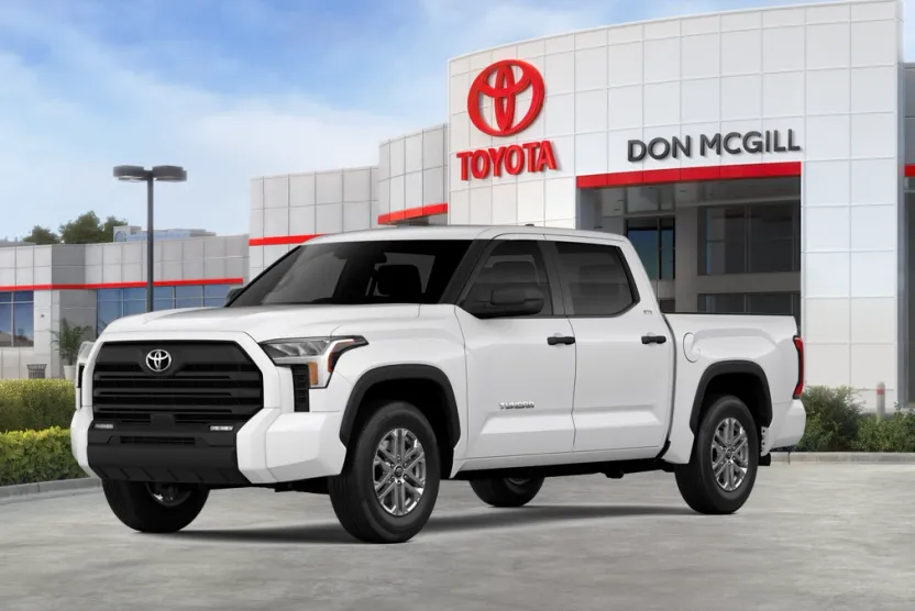 2026 Toyota Tundra SR5 CrewMax photo 1