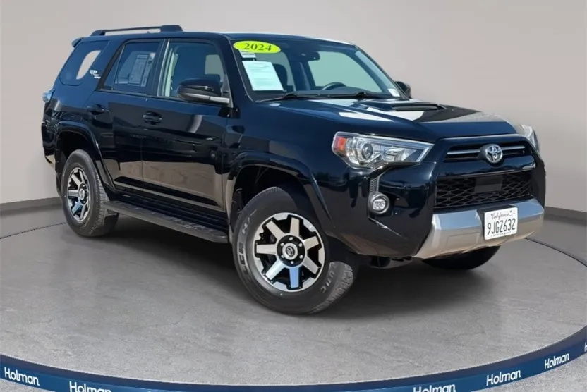 2024 Toyota 4Runner TRD Off-Road 4WD photo 1