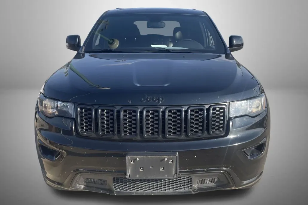 2019 Jeep Grand Cherokee Altitude photo 1