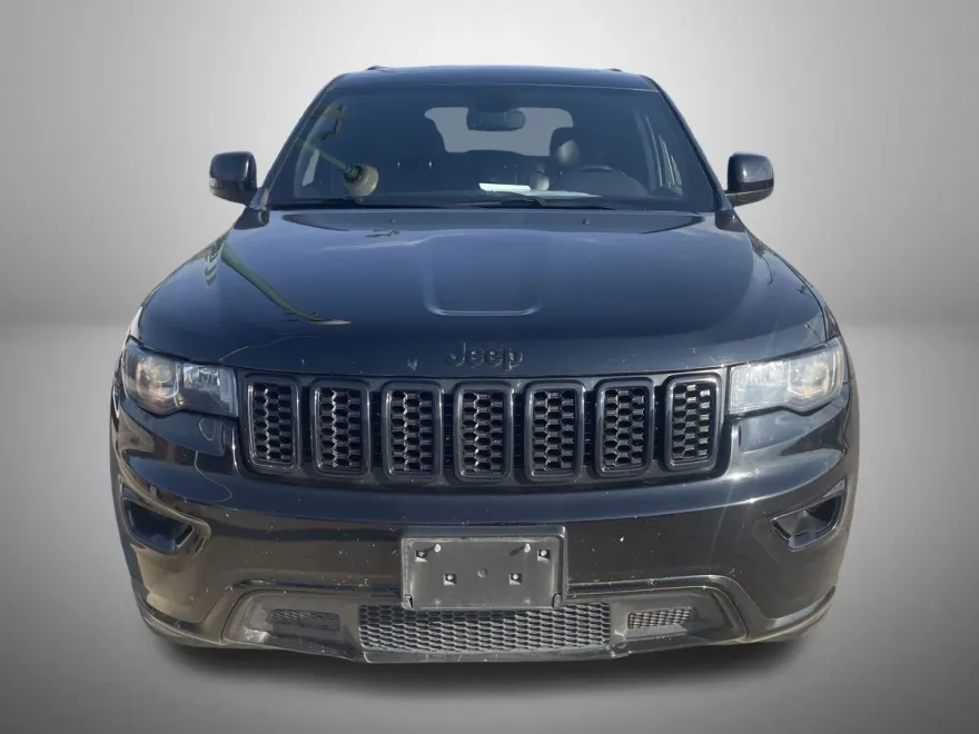 2019 Jeep Grand Cherokee Altitude photo 1