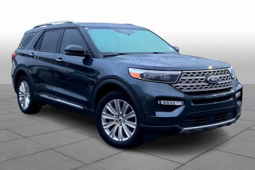2023 Ford Explorer Limited photo 1