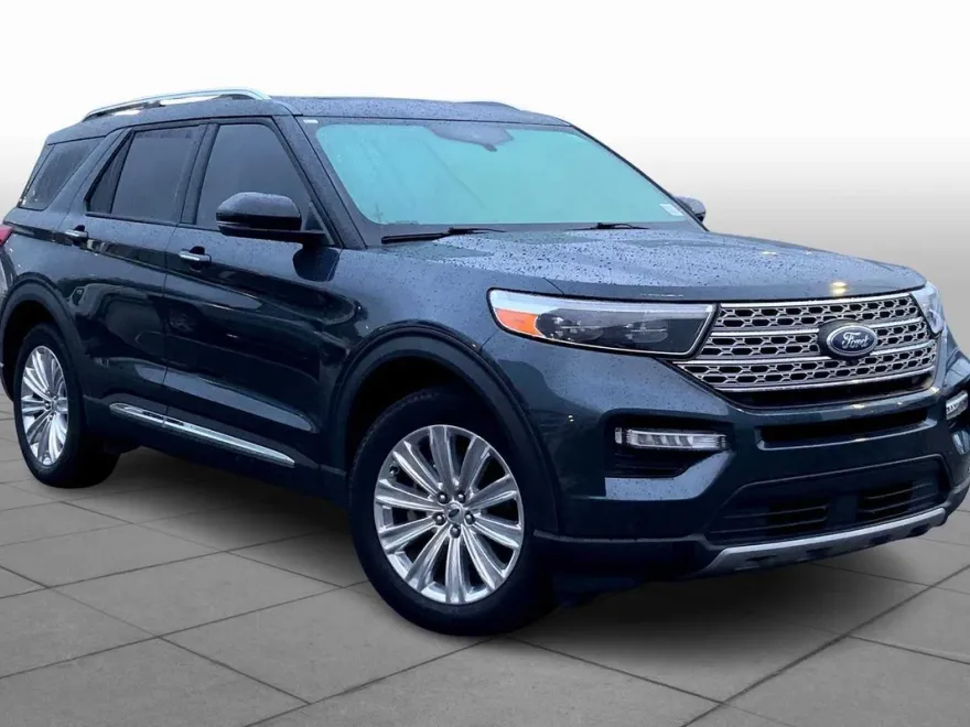 2023 Ford Explorer Limited photo 1