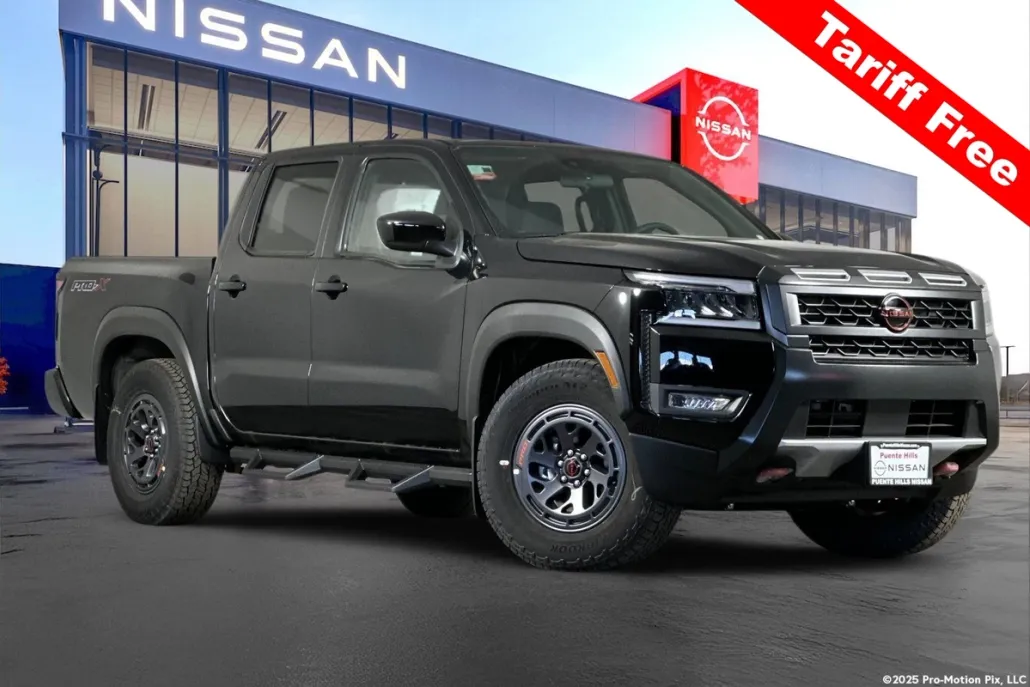 2025 Nissan Frontier PRO-X photo 1