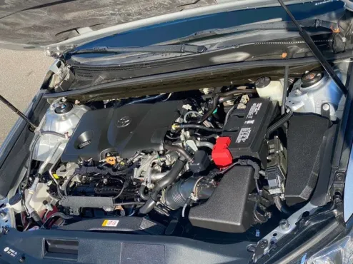 2018 Toyota Camry LE SE photo 4