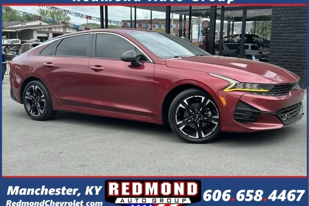 2022 Kia K5 GT-Line photo 1