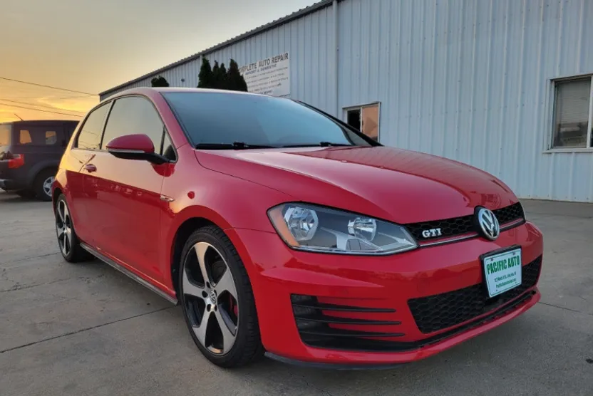 2015 Volkswagen Golf GTI S photo 1