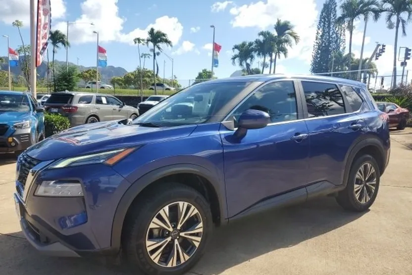 2023 Nissan Rogue SV photo 1
