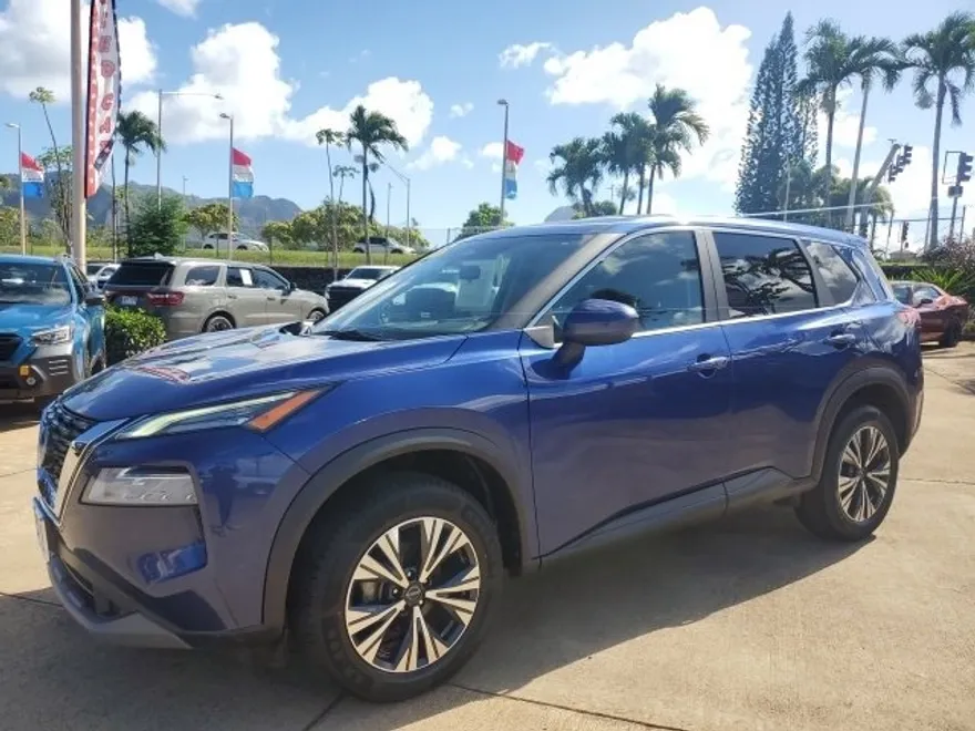 2023 Nissan Rogue SV photo 1