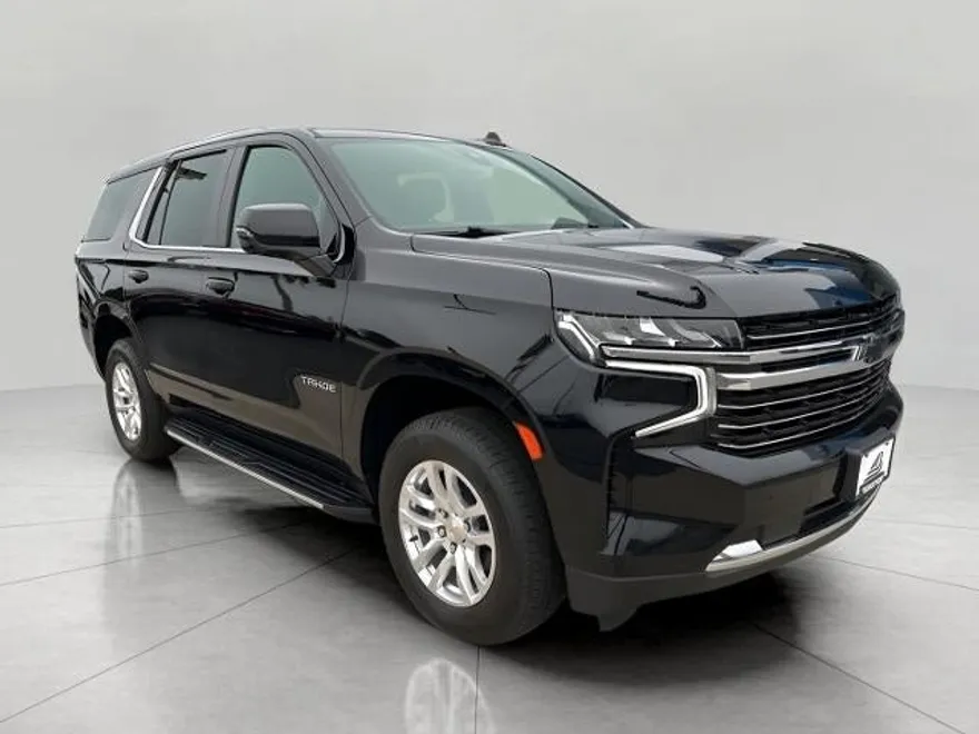 2022 Chevrolet Tahoe LT photo 1