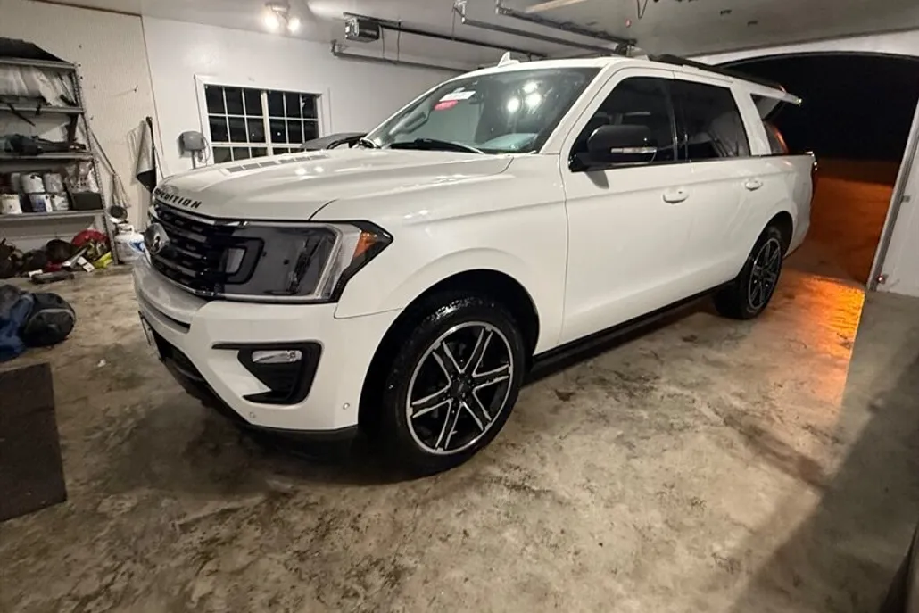 2020 Ford Expedition MAX Limited photo 1