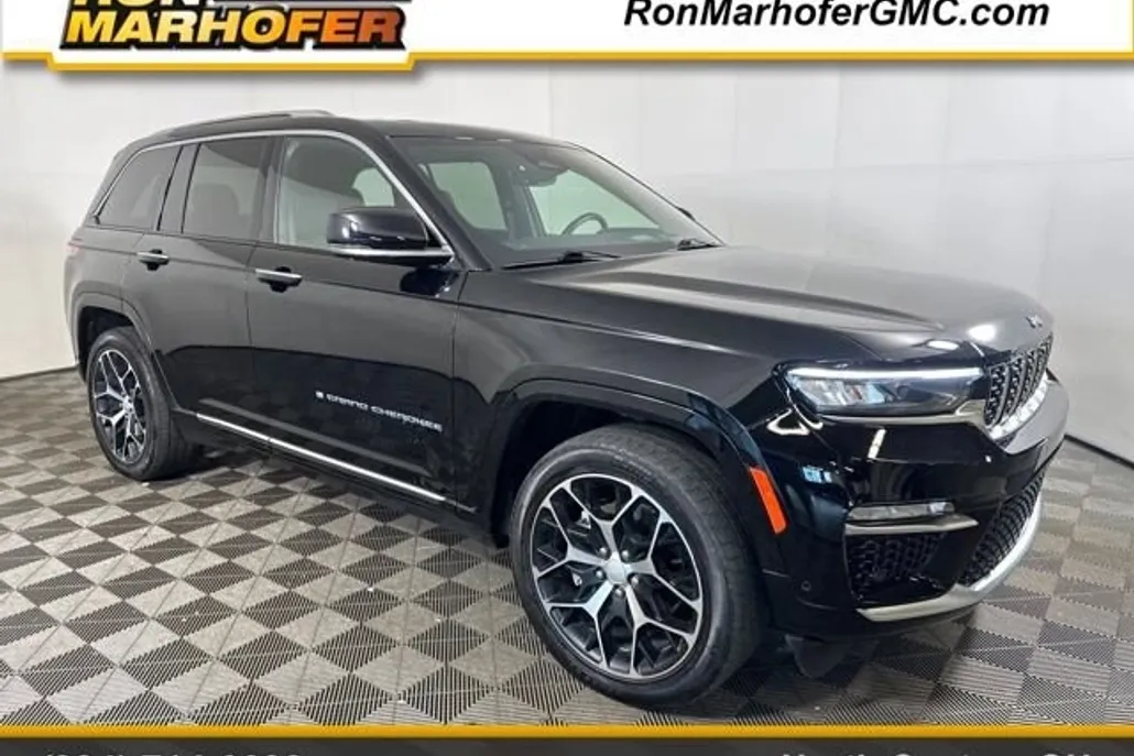 2022 Jeep Cherokee photo 1