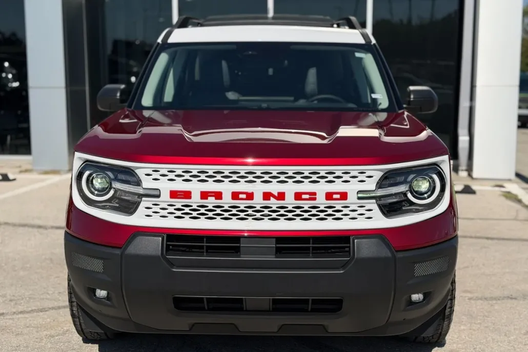 2025 Ford Bronco Sport Heritage photo 1